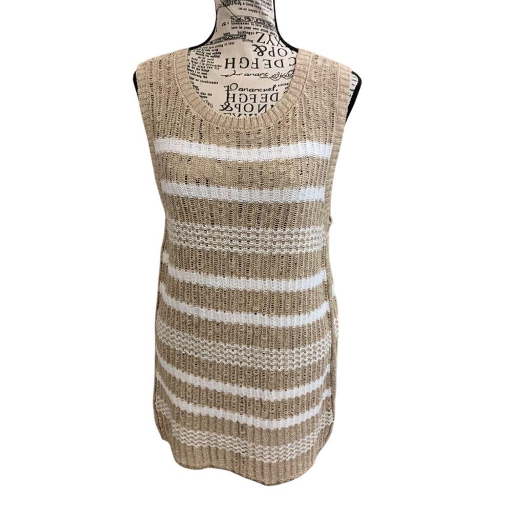 Lou & Grey tan‎ white sweater size medium
